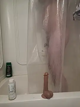 MaddyC6992 online show from December 4, 2025, 8:34 am