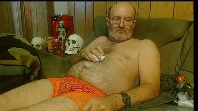 Snapshot of snickers1 chatting on September 23, 2025, 10:24 pm snickers1 online show from September 23, 2025, 10:24 pm