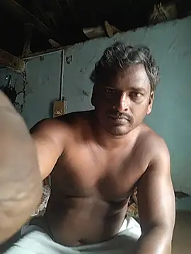 Snapshot of rohanhotguy chatting on February 28, 2026, 4:57 am rohanhotguy online show from February 28, 2026, 4:57 am