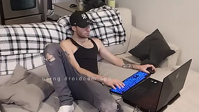 jijicool1 online show from December 5, 2025, 5:38 am