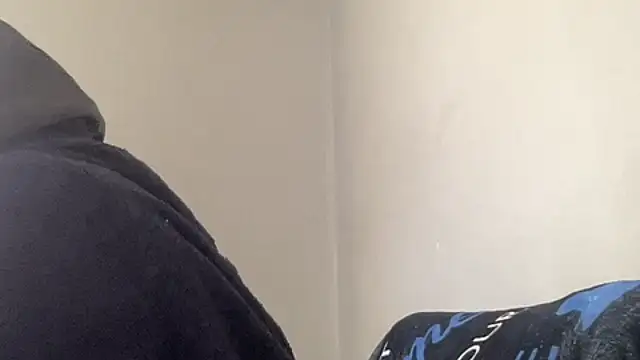 Creamesensation online show from December 6, 2024, 4:17 pm