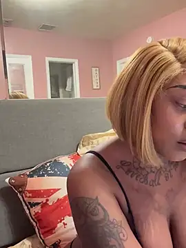 Creamesensation online show from February 2, 2025, 7:46 pm