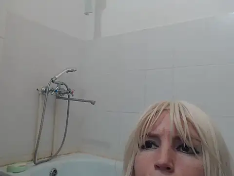 mimimi28 online show from December 6, 2024, 6:28 pm