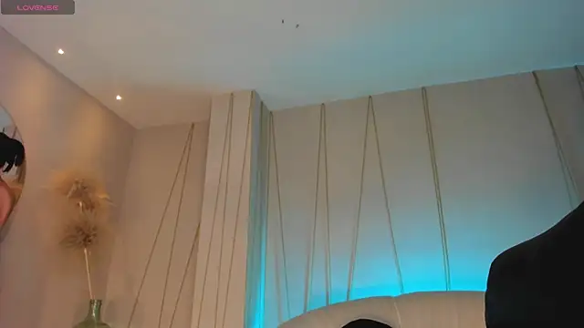 MorganHicks online show from February 9, 2025, 10:53 am