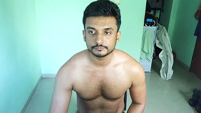 daringcutie online show from May 10, 2026, 10:09 am