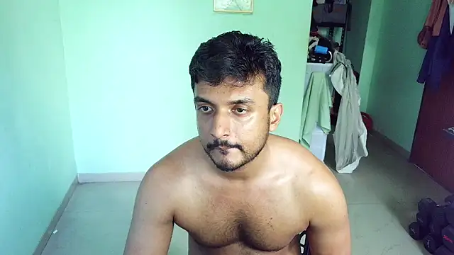 daringcutie online show from May 11, 2026, 9:48 am