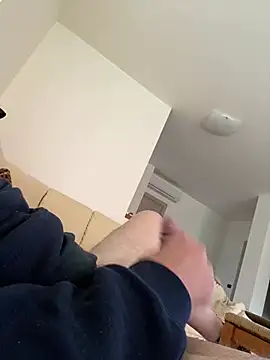 CastTaurus online show from April 15, 2026, 8:10 am