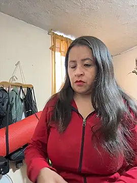 latinfemale online show from March 16, 2026, 8:46 pm