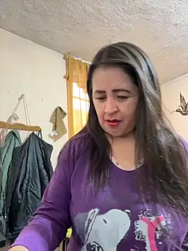 latinfemale online show from June 7, 2026, 8:45 pm