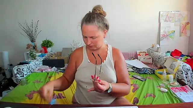 IamYourNarcotic online show from September 22, 2025, 3:03 pm