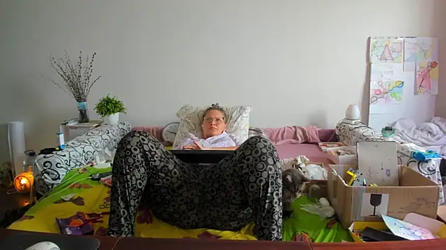 IamYourNarcotic online show from October 24, 2025, 7:27 am