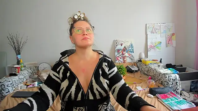 IamYourNarcotic online show from February 18, 2026, 8:21 am