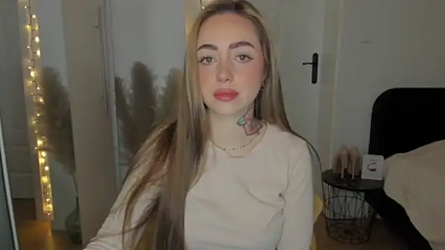 sexyCoralie online show from January 19, 2026, 7:45 am