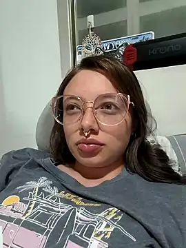 linda-schmidt online show from January 5, 2025, 1:03 am