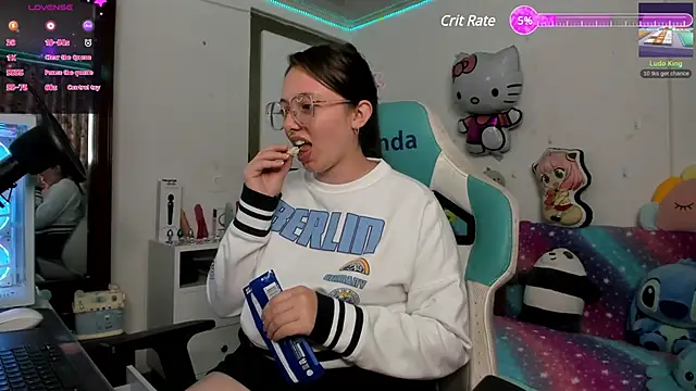 linda-schmidt online show from January 11, 2025, 1:37 am