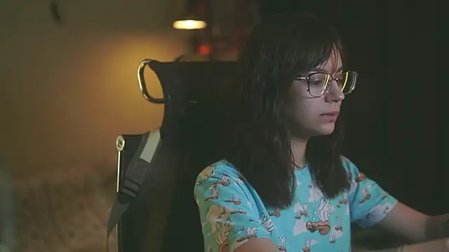 alyssa sweet online show from October 16, 2025, 4:57 am