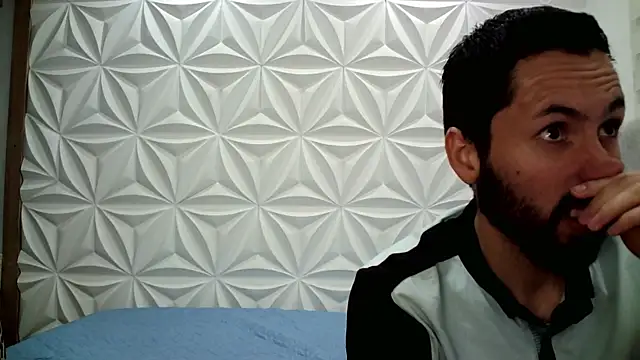 jerryandjessica online show from December 19, 2024, 10:21 pm