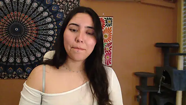 IntimateTales online show from January 14, 2025, 4:18 pm