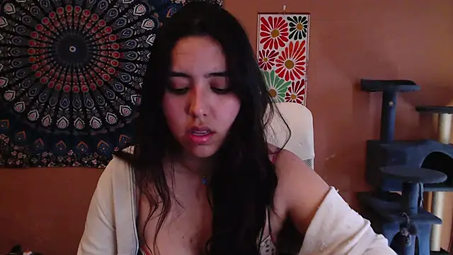 IntimateTales online show from February 25, 2025, 3:38 pm