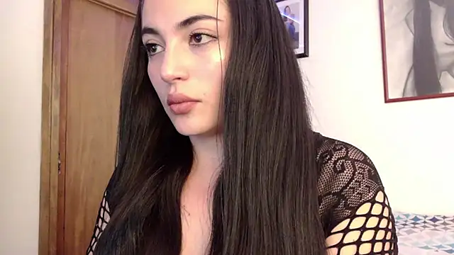 Snapshot of Honey_Aynur20 chatting on October 1, 2025, 6:58 pm Honey Aynur20 online show from October 1, 2025, 6:58 pm