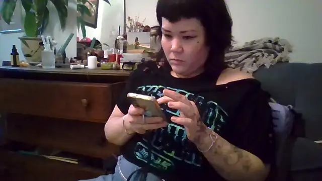 missemi online show from January 8, 2026, 8:49 am