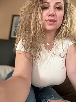 miamellycious online show from February 27, 2025, 8:09 pm