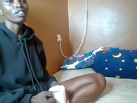 sluutygirl online show from November 18, 2025, 1:33 am