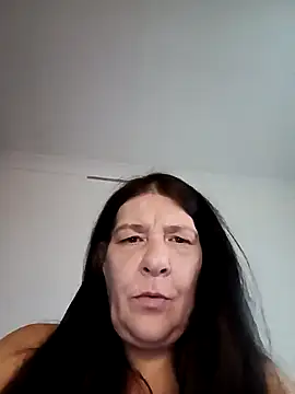 Leanne43 online show from April 4, 2026, 6:16 pm