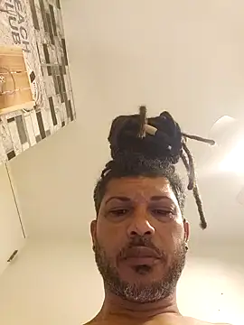 tropikboy online show from March 14, 2025, 9:57 am