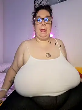 SenzualHotM online show from March 1, 2025, 4:22 pm