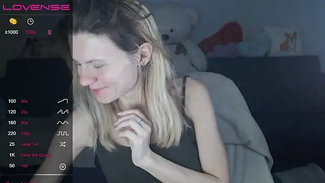 night is dark online show from January 26, 2025, 10:35 pm