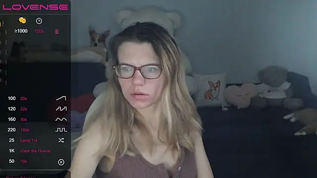 night is dark online show from February 7, 2025, 11:34 pm