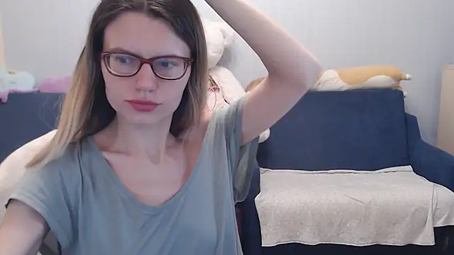 night is dark online show from November 9, 2025, 5:22 pm