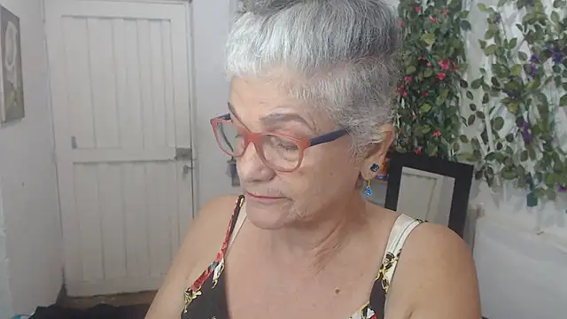 FunnyGrandma online show from March 13, 2025, 12:16 am