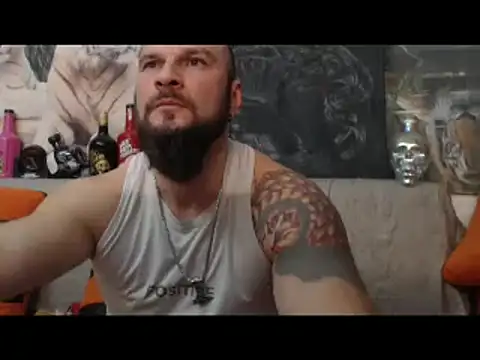 Snapshot of viking_30 chatting on February 18, 2025, 6:47 pm viking 30 online show from February 18, 2025, 6:47 pm