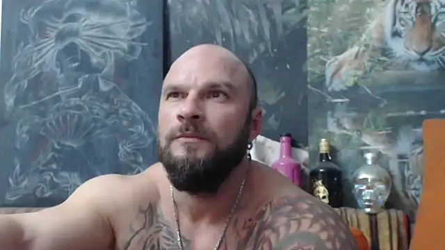 Snapshot of viking_30 chatting on October 21, 2025, 7:03 pm viking 30 online show from October 21, 2025, 7:03 pm