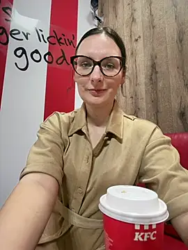 The Snowwhitee online show from March 20, 2026, 9:08 pm