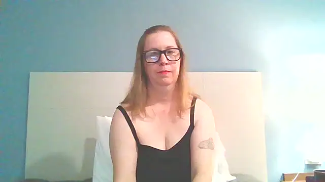 SweetandNaughty1 online show from February 24, 2025, 9:43 am