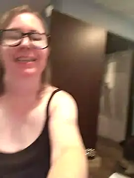 SweetandNaughty1 online show from September 17, 2025, 8:21 pm