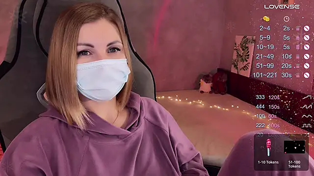 Snapshot of Your_Sweet_Lilu chatting on February 13, 2025, 8:45 pm Your Sweet Lilu online show from February 13, 2025, 8:45 pm