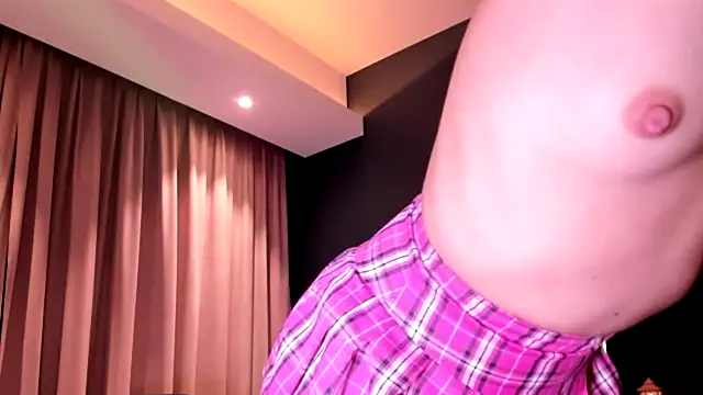 Snapshot of LizaLoveness chatting on February 25, 2026, 11:03 pm LizaLoveness online show from February 25, 2026, 11:03 pm