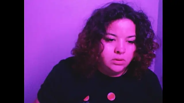 valentinny online show from September 18, 2025, 1:40 am