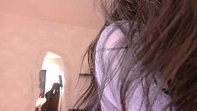 EmmyEvans1 online show from January 9, 2026, 7:48 pm