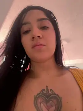 EmmyEvans1 online show from February 13, 2026, 8:38 pm