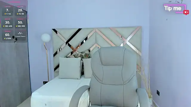 Snapshot of tati_saldarriaga chatting on November 19, 2025, 7:58 pm tati saldarriaga online show from November 19, 2025, 7:58 pm