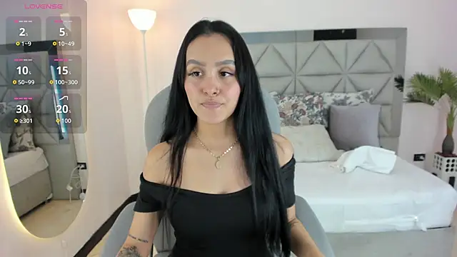 Snapshot of tati_saldarriaga chatting on November 24, 2025, 8:41 pm tati saldarriaga online show from November 24, 2025, 8:41 pm