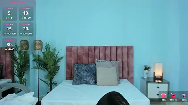 Snapshot of tati_saldarriaga chatting on November 27, 2025, 12:07 pm tati saldarriaga online show from November 27, 2025, 12:07 pm