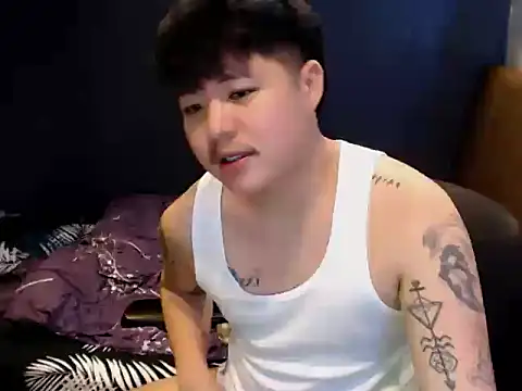 Snapshot of ASIANken911 chatting on November 11, 2025, 2:50 pm ASIANken911 online show from November 11, 2025, 2:50 pm