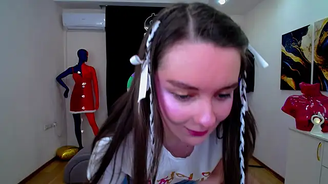 CloudGrace online show from February 20, 2025, 10:16 am