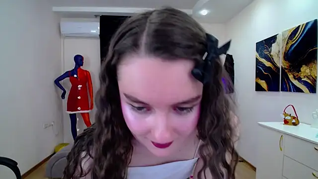 CloudGrace online show from February 23, 2025, 9:16 pm